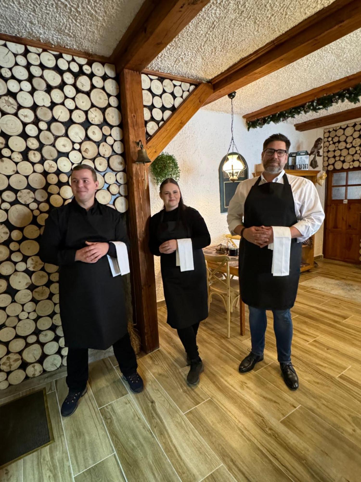 Pension & Restaurant Krakonos 하라포프 외부 사진