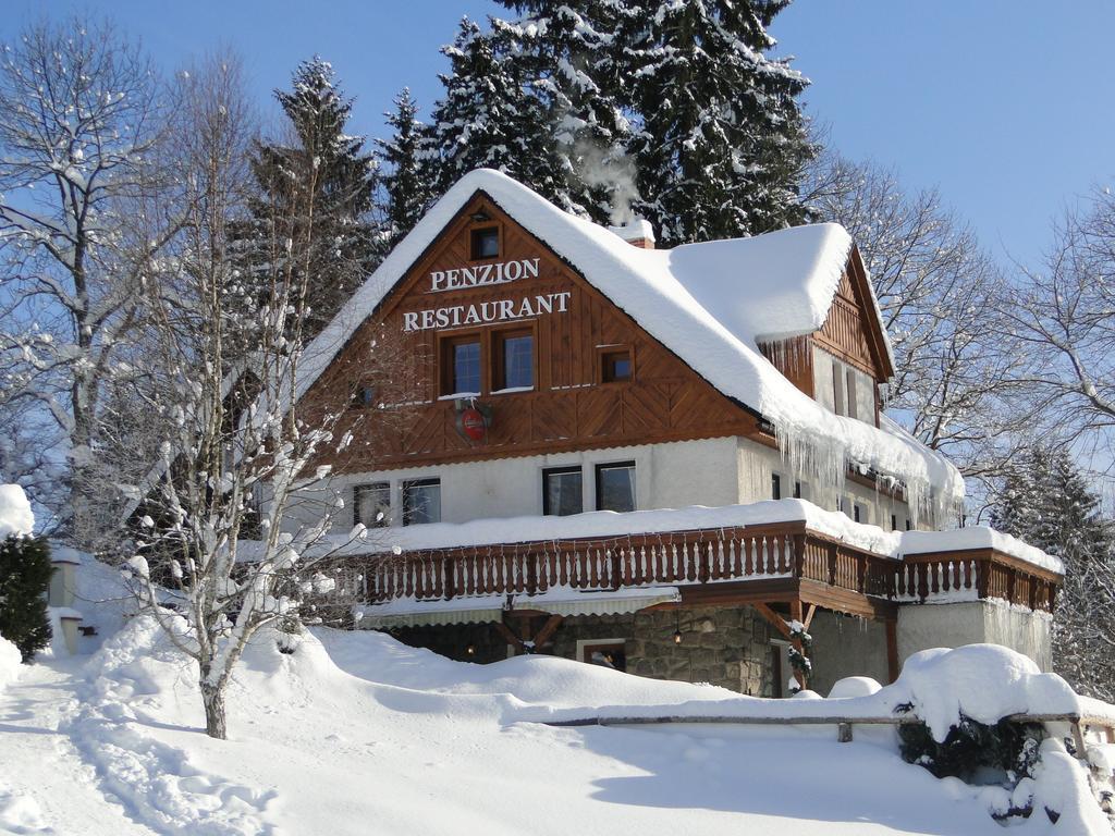Pension & Restaurant Krakonos 하라포프 외부 사진